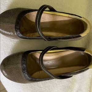 Women’s Jambu Muse Size 6